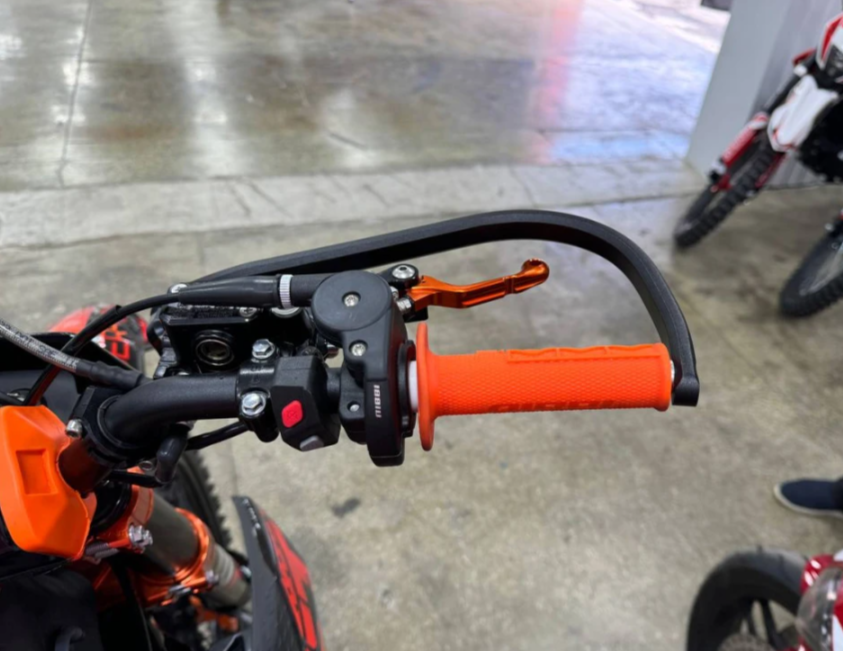 Кроссовый мотоцикл FAIDET PR300 MAX WP в Королёве