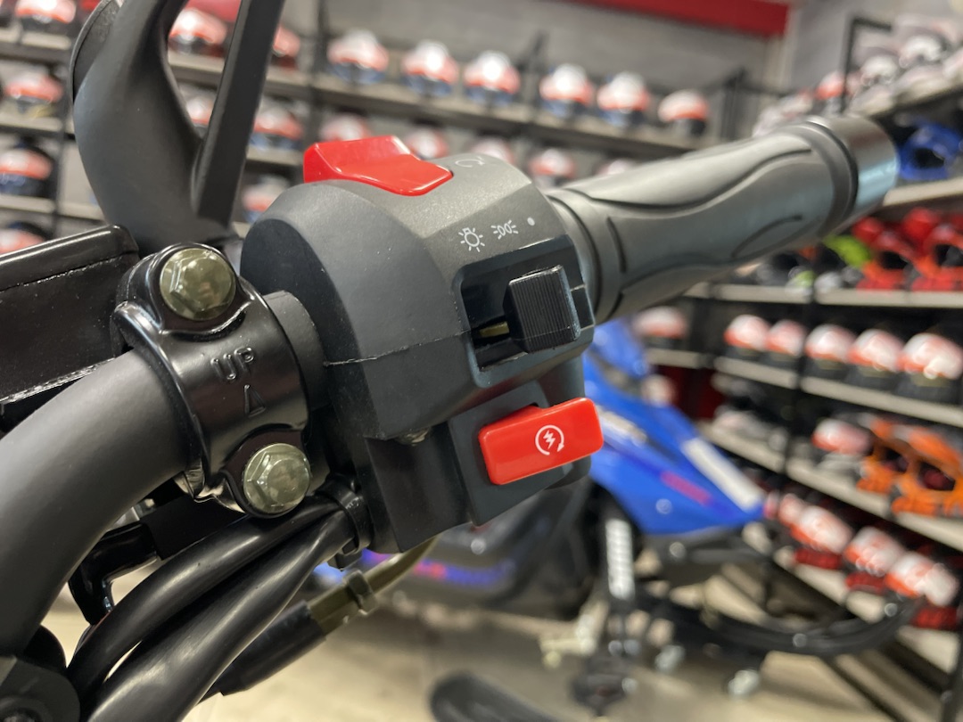 Мопед PROMAX CB150R (49) в Королёве