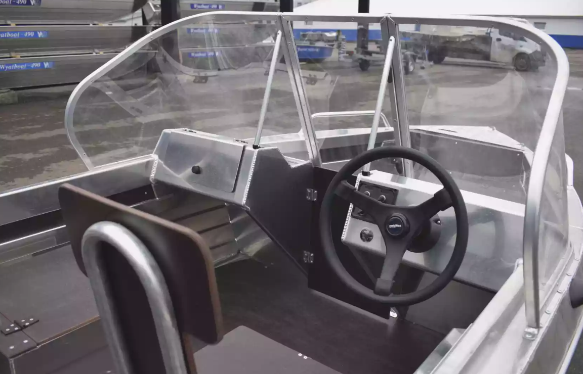 Алюминиевая лодка  Neman-400 DC в Королёве